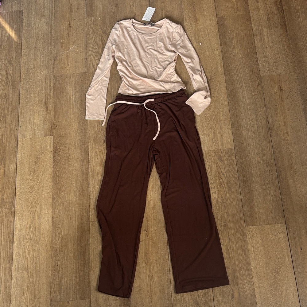 Neutral Long Sleeve Top & Brown Lounge Pants Set